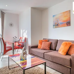 adelphi-suites.hotelsaberdeenuk.com/